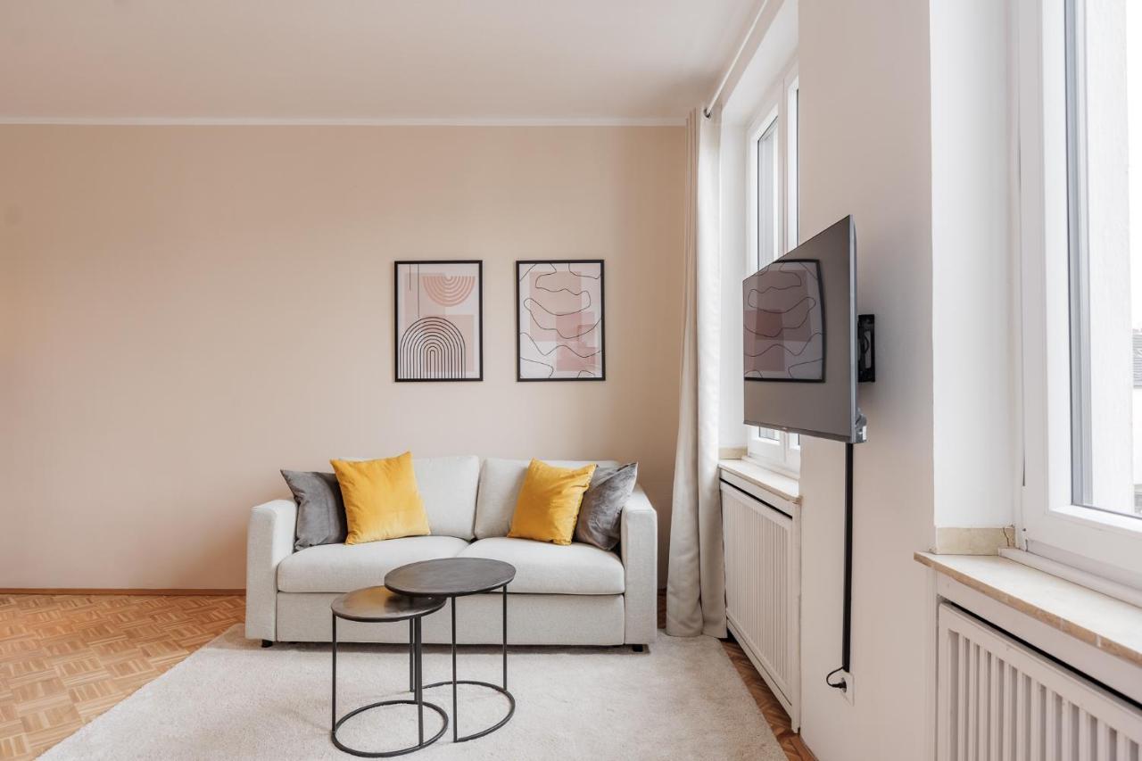 Flats 4 You, Moderne City Wohnung Naehe Hbf, Due-Messe 20 Min, Netflix, Kueche Duisburg Exterior photo