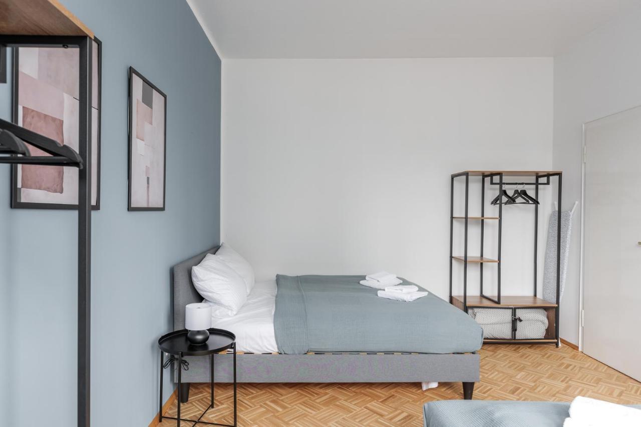 Flats 4 You, Moderne City Wohnung Naehe Hbf, Due-Messe 20 Min, Netflix, Kueche Duisburg Exterior photo