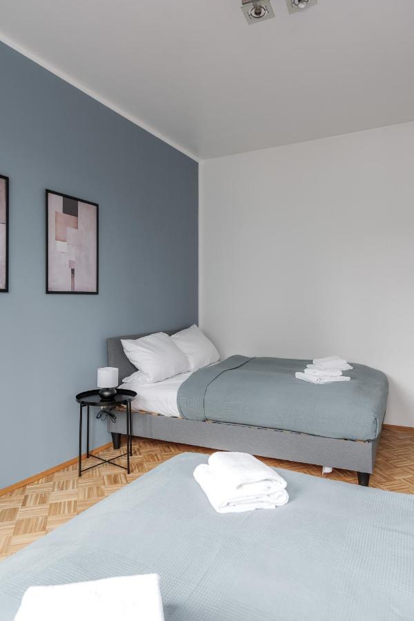 Flats 4 You, Moderne City Wohnung Naehe Hbf, Due-Messe 20 Min, Netflix, Kueche Duisburg Exterior photo