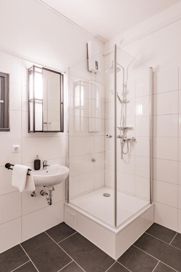 Flats 4 You, Moderne City Wohnung Naehe Hbf, Due-Messe 20 Min, Netflix, Kueche Duisburg Exterior photo