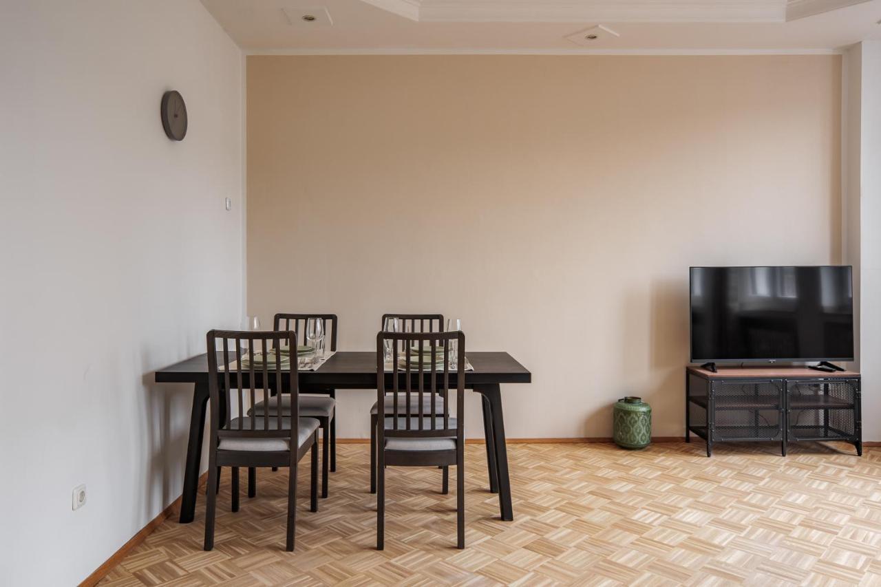 Flats 4 You, Moderne City Wohnung Naehe Hbf, Due-Messe 20 Min, Netflix, Kueche Duisburg Exterior photo