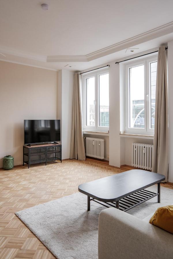 Flats 4 You, Moderne City Wohnung Naehe Hbf, Due-Messe 20 Min, Netflix, Kueche Duisburg Exterior photo